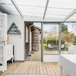 Stunning In With Kitchen Holiday home